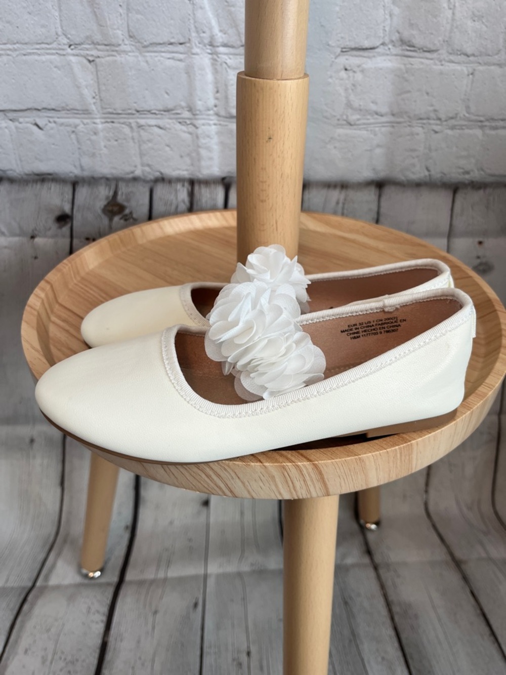 H&M White Ivory Floral Strap Dress Ballet Flats